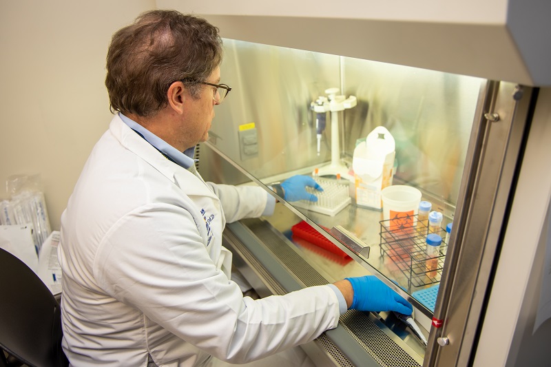 Matt Cusick working in the HLA lab 